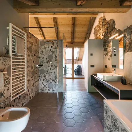 St. Vigilius Modern Historic Apartments Nals Exterior foto