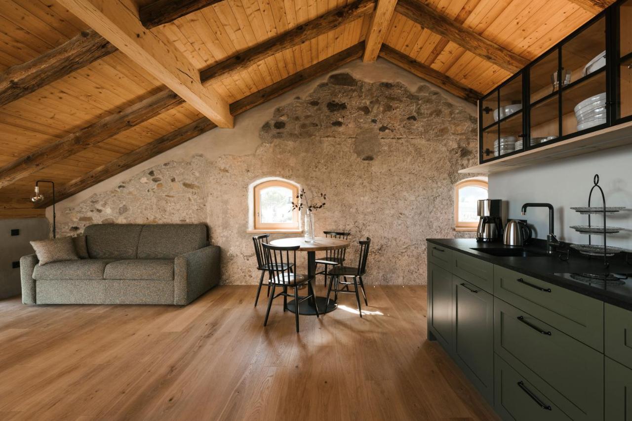 St. Vigilius Modern Historic Apartment Nals