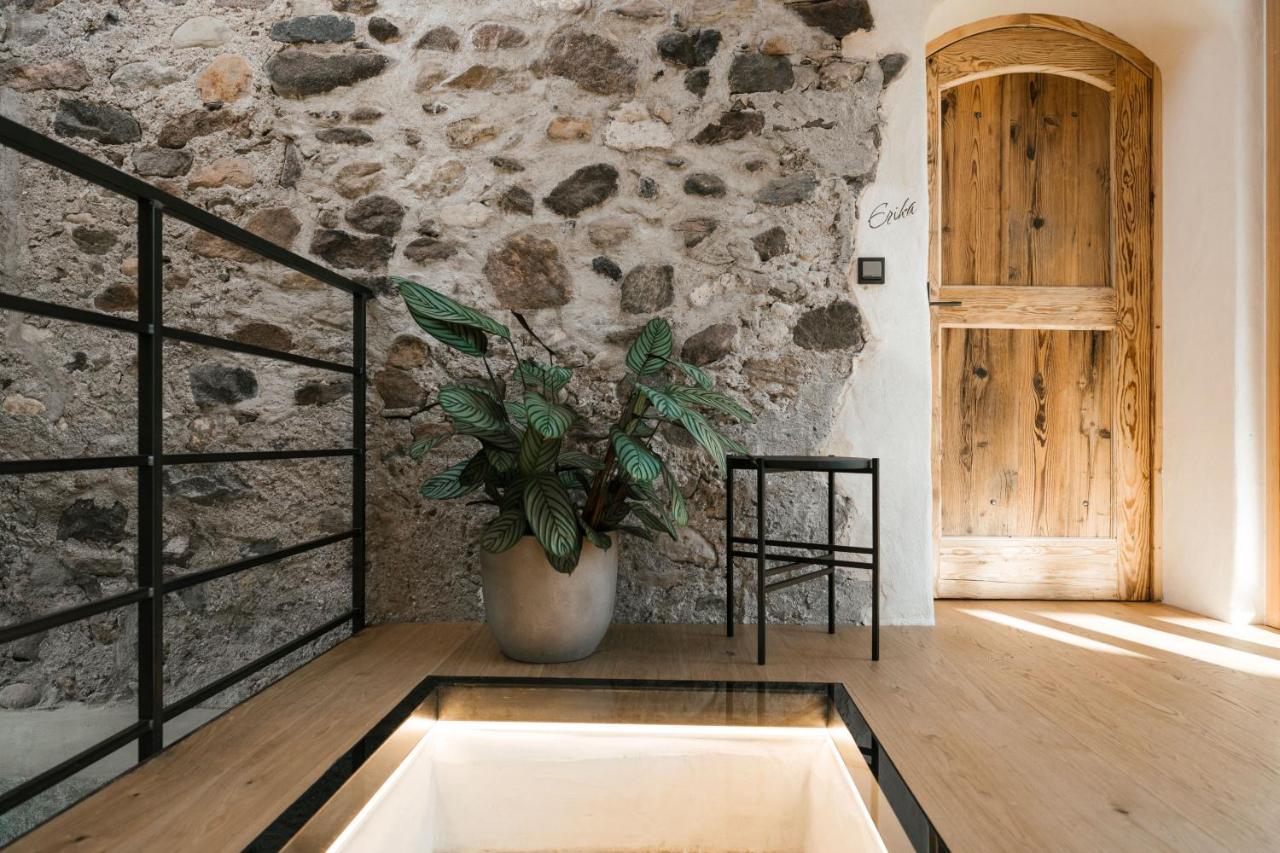 St. Vigilius Modern Historic Apartment Nals